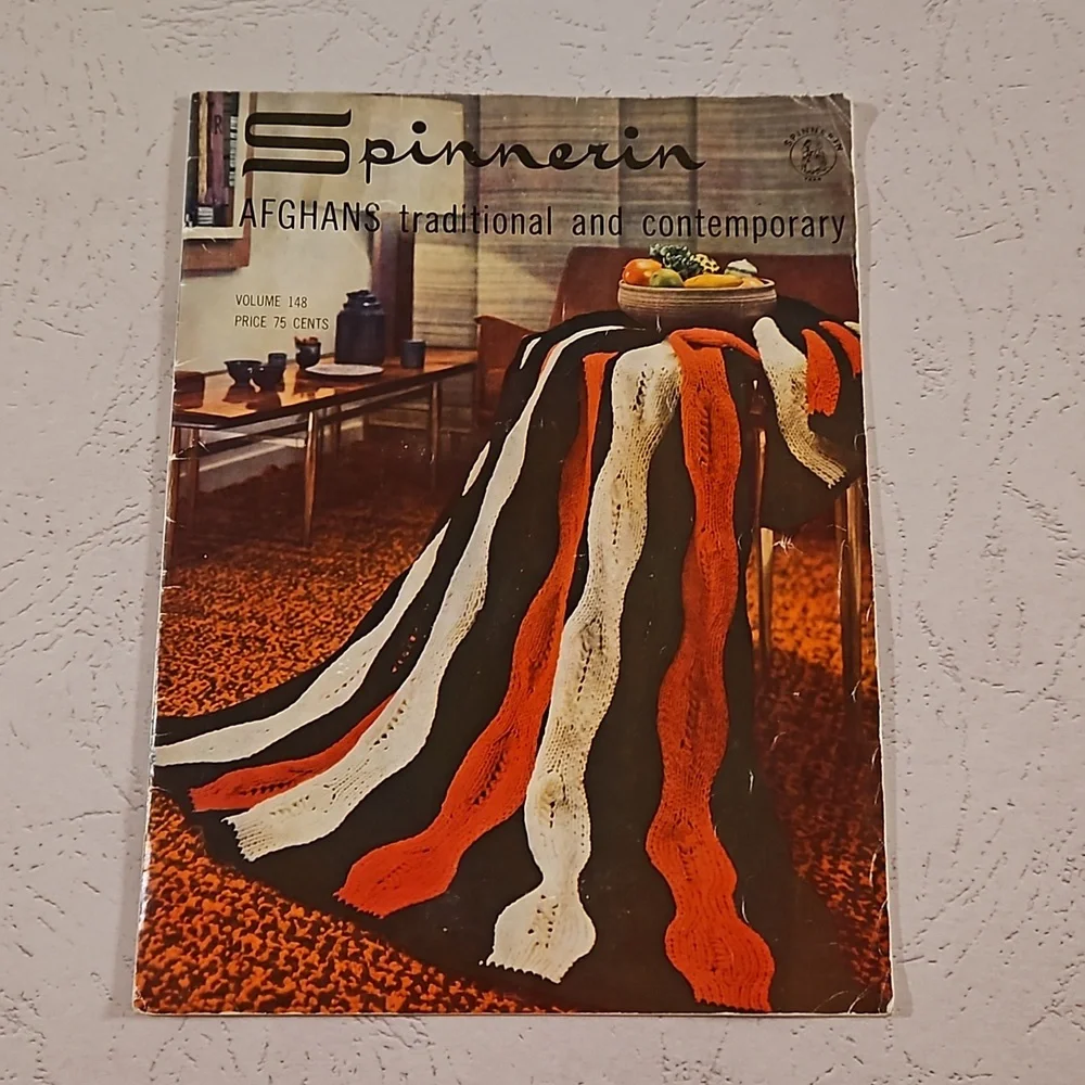 Spinners Afghans traditional and contemporary Vol.148 1966 instruction book